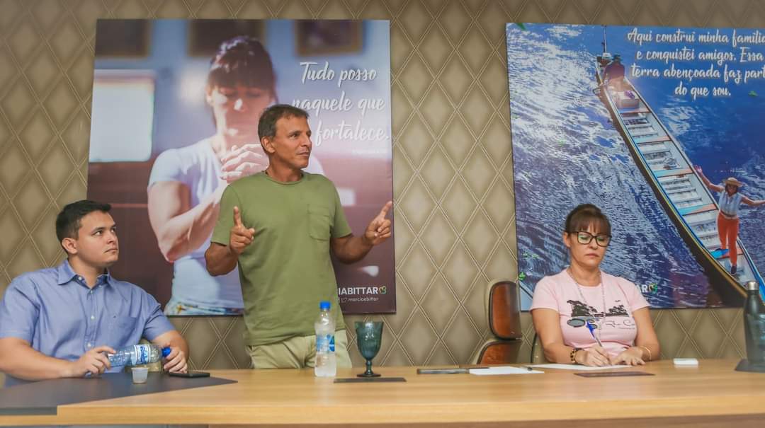 Bittar reúne Republicanos, anuncia rompimento com Gladson e deve disputar o governo